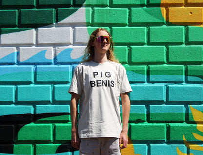 PIG BENIS Cream Tee